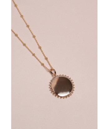 Collier Solaire chez Cornerstreet bien 