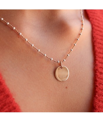 Collier Lily-Rose blanc avec médaille 15mm à graver plaqué or ouvre sa boutique